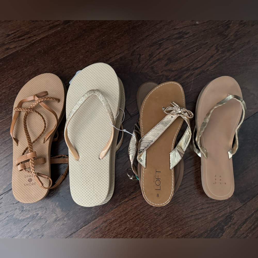 Lot of Women’s Neutral/Gold Sandals